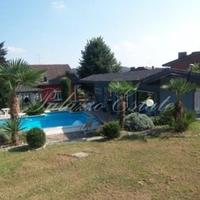 Вилла в Италии, Ломбардия, Варезе