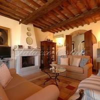 Вилла в Италии, Пьенца, 320 кв.м.