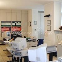 Вилла в Италии, Ломбардия, Варезе, 3500 кв.м.