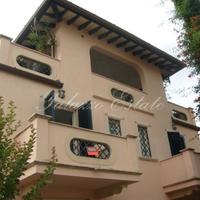 Апартаменты в центре города в Италии, Пиза, 100 кв.м.