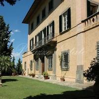 Villa in Italy, Pisa, 1229 sq.m.