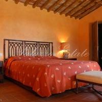 Villa in Italy, Pisa