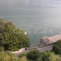 Вилла в Италии, Варезе, 900 кв.м.