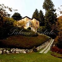 Villa in Italy, Lombardia, Varese, 600 sq.m.