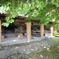 Villa in the city center in Italy, Varese, 380 sq.m.