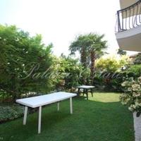 Apartment in the city center in Italy, Garda