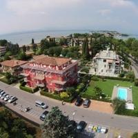 Apartment in the city center in Italy, Garda