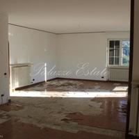 Вилла в Италии, Варезе