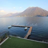 Apartment in the city center, at the first line of the sea / lake in Italy, Varese