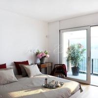 Apartment in the city center, at the first line of the sea / lake in Italy, Varese