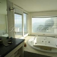 Вилла в центре города в Италии, Вентимилья, 220 кв.м.