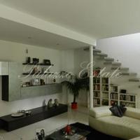 Villa in the city center in Italy, Pisa, 200 sq.m.