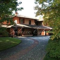 Villa in Italy, Lombardia, Varese, 655 sq.m.