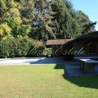 Villa in Italy, Lombardia, Varese, 655 sq.m.