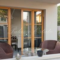 Villa in the city center in Italy, Pisa, 140 sq.m.