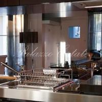 Villa in the city center in Italy, Pisa, 140 sq.m.