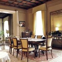 Villa in Italy, Lombardia, Varese, 480 sq.m.