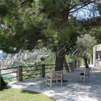 Villa in Italy, Ventimiglia, 150 sq.m.
