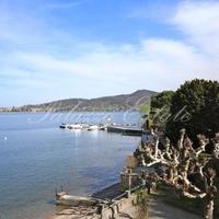 Вилла на первой линии моря/озера в Италии, Варезе