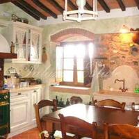 Villa in Italy, Pisa, 470 sq.m.