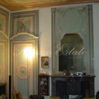 Apartment in the city center in Italy, Lombardia, Varese, 200 sq.m.