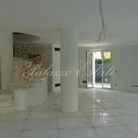 Вилла в Италии, Пиза, 966 кв.м.