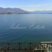 Hotel at the first line of the sea / lake in Italy, Varese