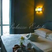 Hotel at the first line of the sea / lake in Italy, Varese