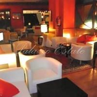 Hotel at the first line of the sea / lake in Italy, Varese