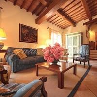 Villa in Italy, Pienza, 340 sq.m.