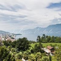 Villa in the city center in Italy, Varese, 800 sq.m.