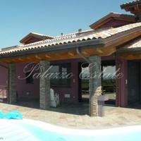 Villa in Italy, Venice, 800 sq.m.