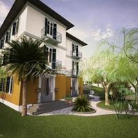 Villa in the city center in Italy, Varese, 600 sq.m.