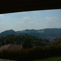 Villa in Italy, Lombardia, Varese, 440 sq.m.