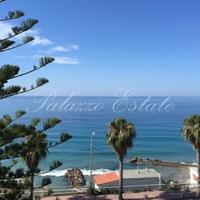 Апартаменты на первой линии моря/озера в Италии, Вентимилья