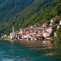 Villa at the first line of the sea / lake in Italy, Lombardia, Varese, 150 sq.m.