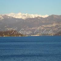 Villa at the first line of the sea / lake in Italy, Lombardia, Varese, 150 sq.m.