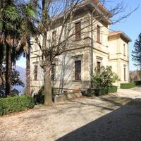 Вилла в Италии, Ломбардия, Варезе, 900 кв.м.