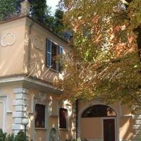 Апартаменты в Италии, Варезе, 450 кв.м.