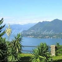 Villa in Italy, Varese, 450 sq.m.