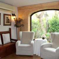 Townhouse in the city center in Spain, Catalunya, Begur, 240 sq.m.