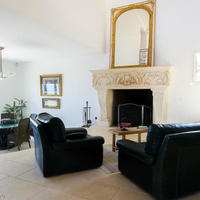 Villa in Spain, Catalunya, Girona, 956 sq.m.