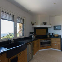 Villa in Spain, Catalunya, Girona, 956 sq.m.