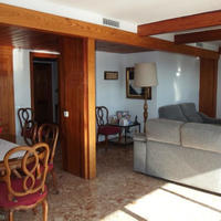 Flat at the first line of the sea / lake in Spain, Catalunya, Girona, 250 sq.m.