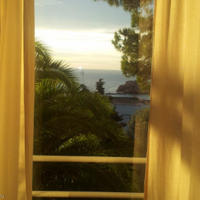 Townhouse at the first line of the sea / lake in Spain, Catalunya, Girona, 145 sq.m.