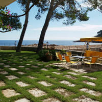 House at the first line of the sea / lake in Spain, Catalunya, Girona, 950 sq.m.