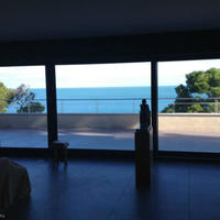 Дом на первой линии моря/озера в Испании, Каталония, Жирона, 850 кв.м.