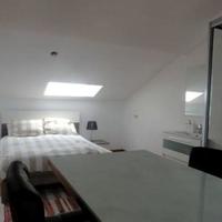 Таунхаус на первой линии моря/озера в Испании, Каталония, Барселона, 213 кв.м.