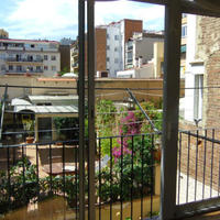 Апартаменты в центре города в Испании, Каталония, 90 кв.м.