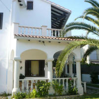 Дом в центре города в Испании, Каталония, Багур, 470 кв.м.